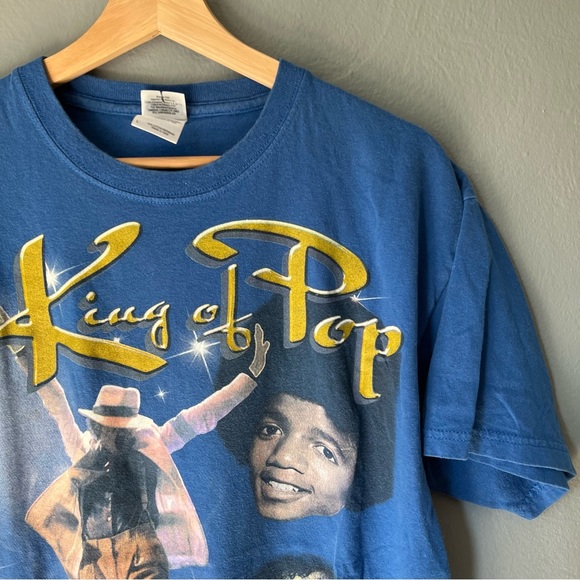 *Rare* Michael Jackson “This is It” Memorial Tee Sz L - Picture 4 of 5